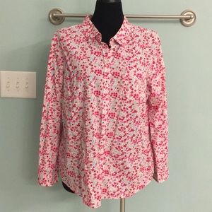 Old Navy Spring Valentine floral button down XL